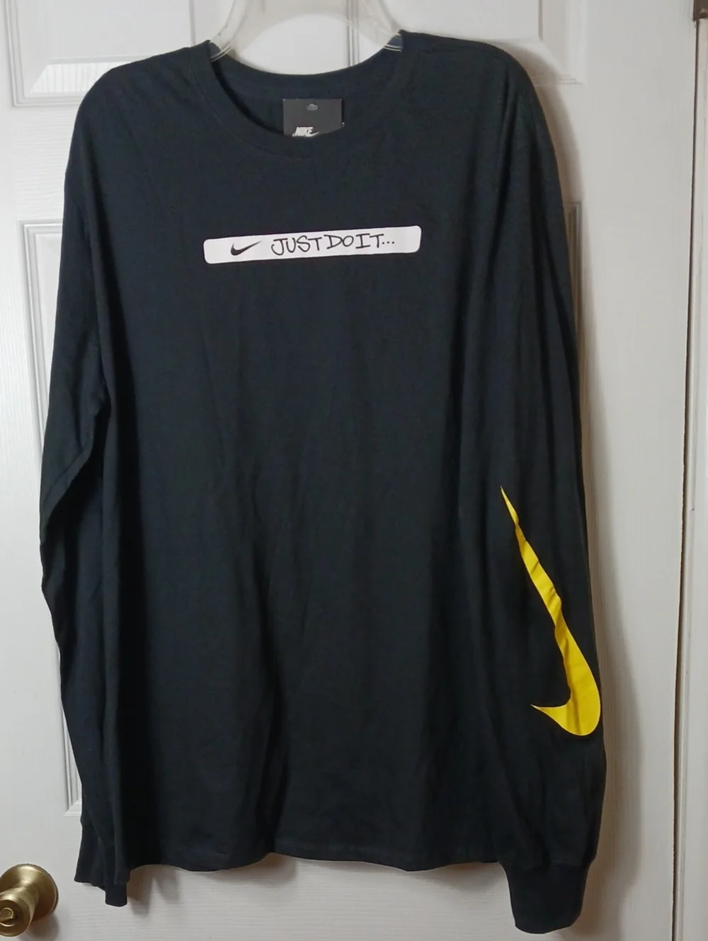 Nike Frequency Black Long Sleeve Tee Just Do It Sleeve Graphic Athletic Size XXL